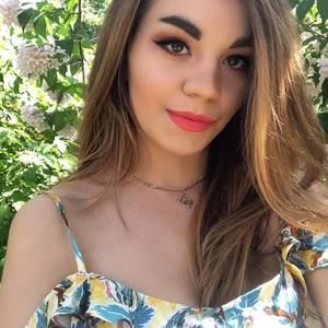 Meet your Posher, Laurence